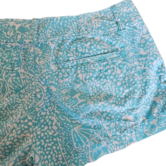 Lilly Pulitzer the walsh short blue ice cake khaki tropical beach shorts Size 4 - Picture 4 of 7